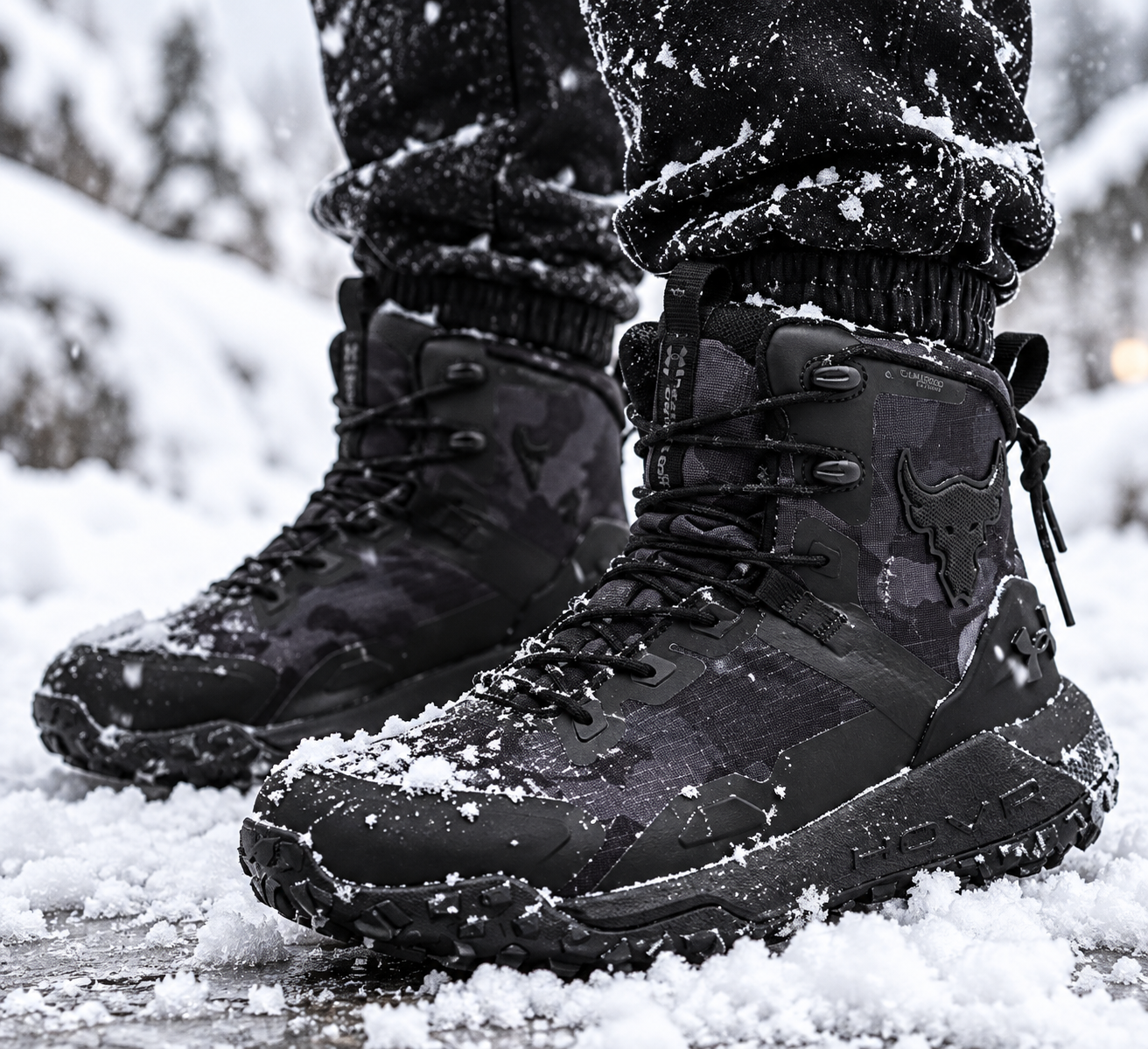 Under Armour HOVR Dawn WP 400G — on-foot
